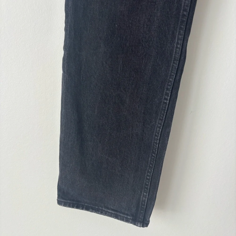 Abercrombie & Fitch The 90s Straight Ultra High Rise Black Denim Jeans